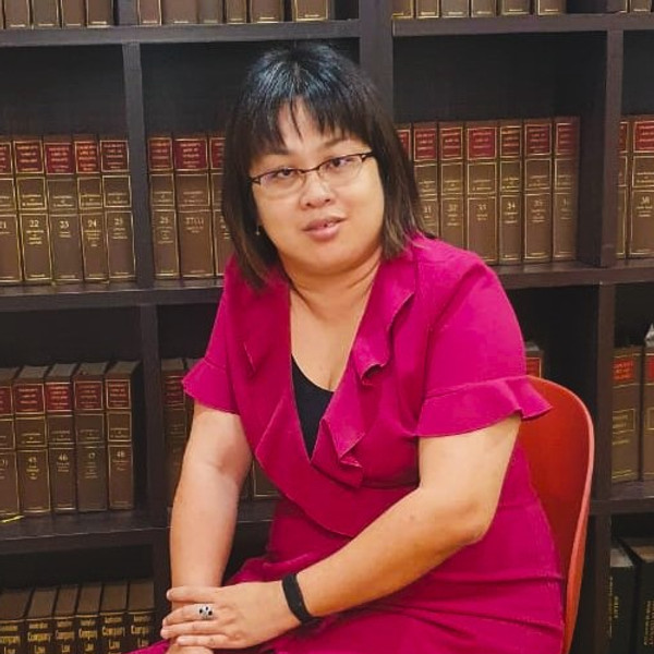 Jacy Lau, Managing Director of Signature Trust Ltd